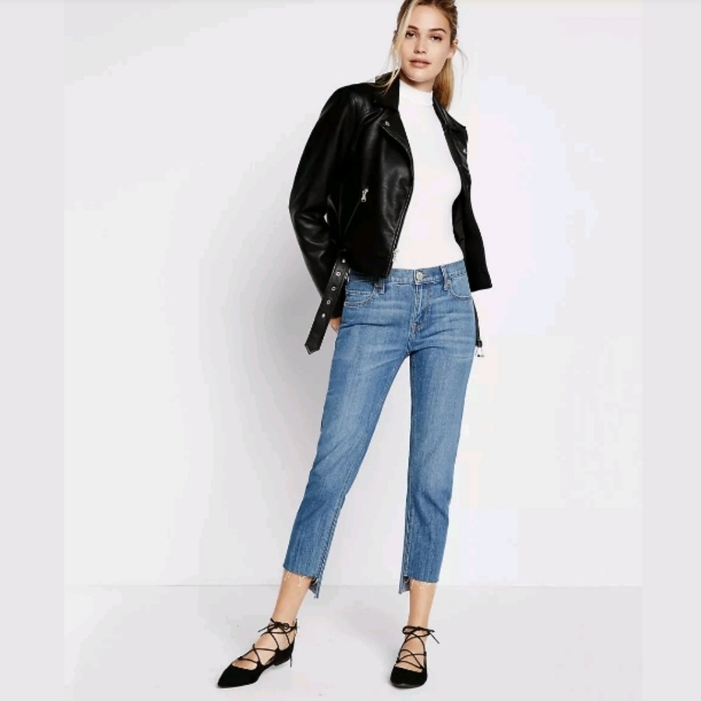 New Express Mid Rise Raw Step Hem Girlfriend Jeans